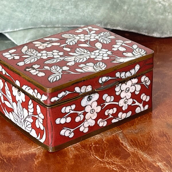 Antique Chinese Enameled Brass Box Late Qianlong to Early Republic Period Early 20th Century Hinged Trinket Cigarette Box SI1175