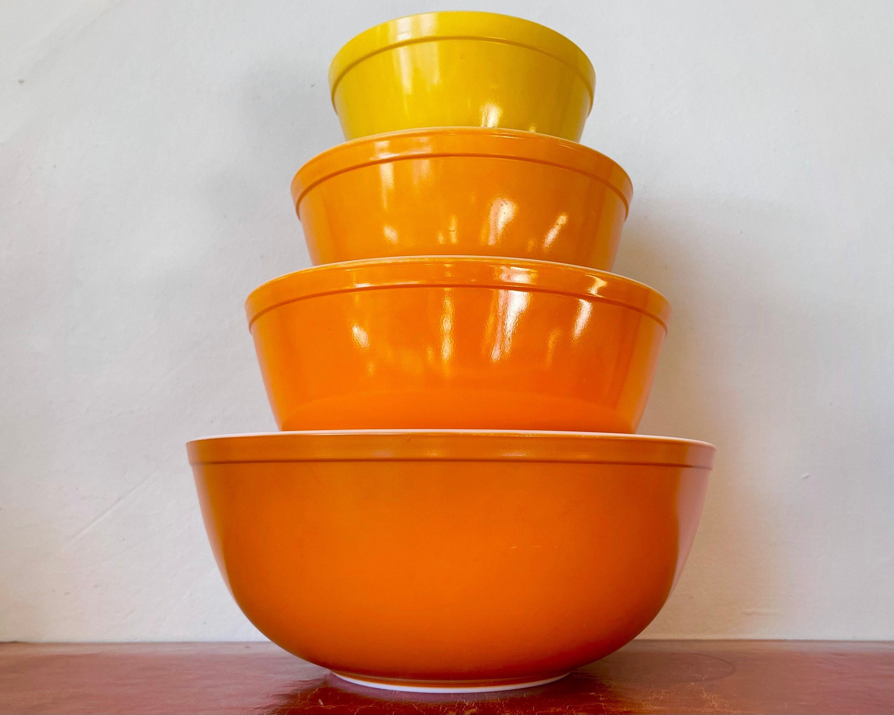 Vintage Pyrex Citrus Daisy Mixing Bowl Set Complete Orange and