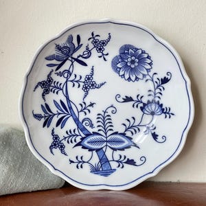 Antique Meissen Blue Onion Bowl Blue Onion Shallow 7” Bowl Meissen Oval Back Stamp Circa 1900 PC3698