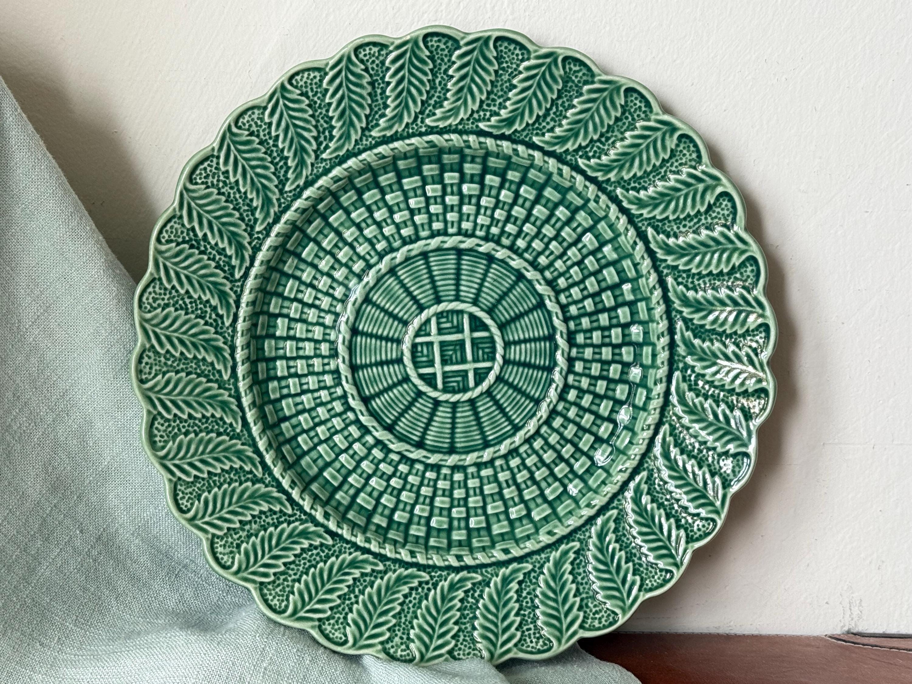 Portuguese Majolica Pottery Green Basketweave and Leaf Dinner