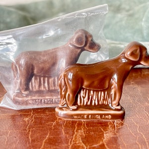 Wade Whimsies Chocolate Labrador Retriever Pet Shop Animal Series Figurine New in Bag SI791