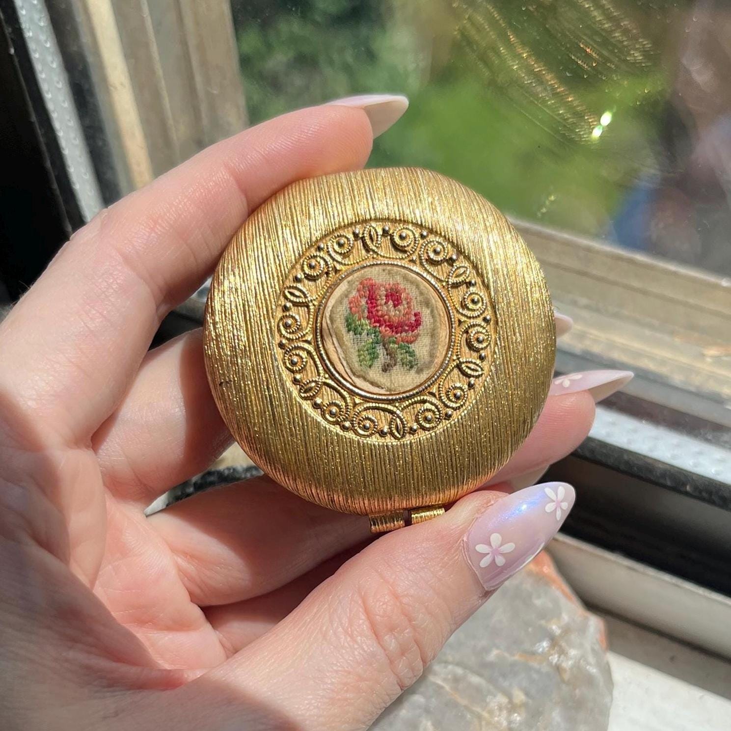 Revlon Love Pat Vintage Compact - Etsy