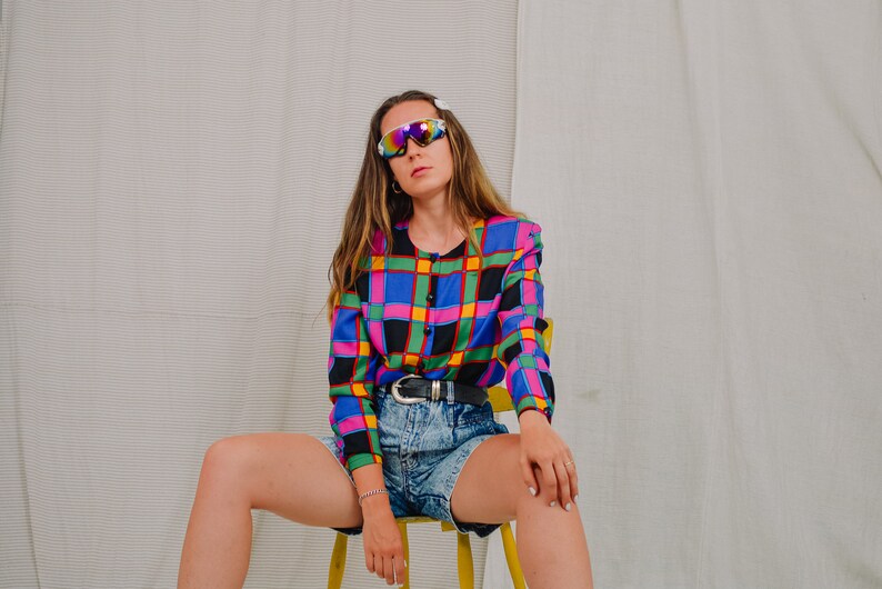 Retro shirt 80/'s vintage printed blouse women black purple rainbow long sleeve geometric button up down padded shoulders LXL