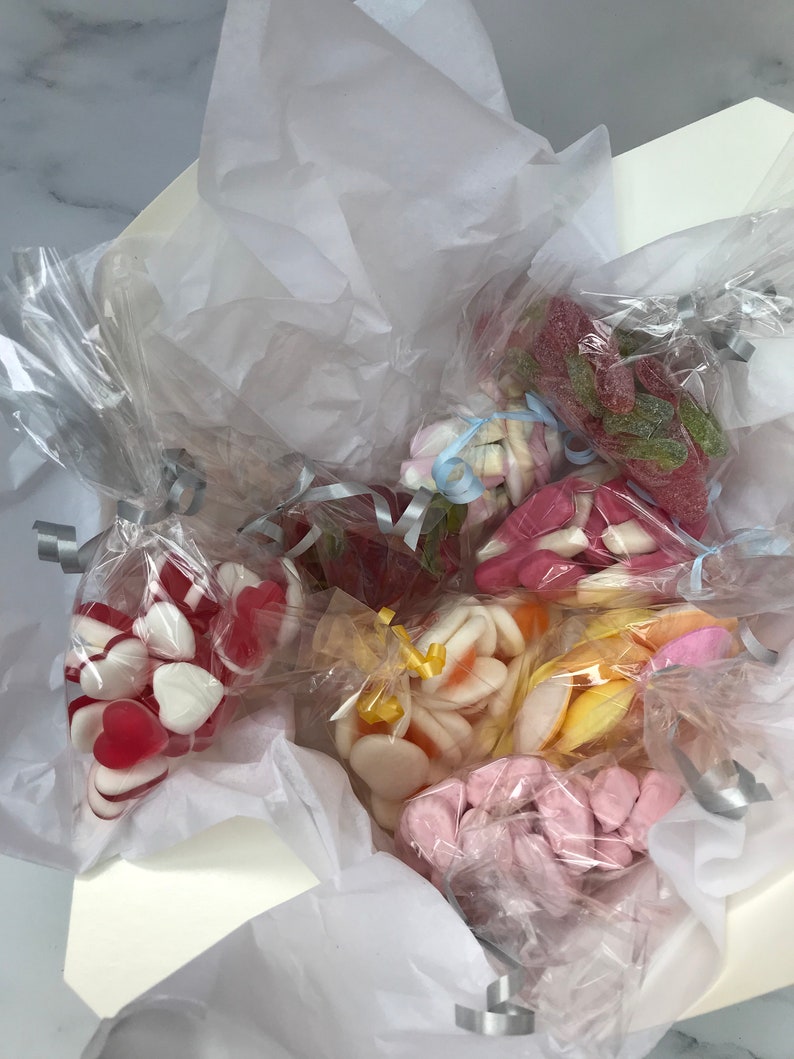 Personalised message Wedding anniversary husband fiance gifts 8 x Pic n Mix sweet bags wife Free postage Sweets ANNIVERSARY GIFT BOX