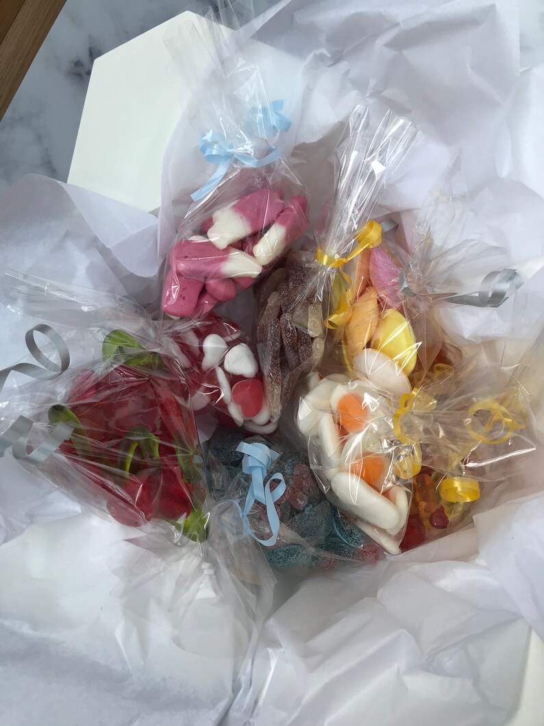 Personalised message Wedding anniversary husband fiance gifts 8 x Pic n Mix sweet bags wife Free postage Sweets ANNIVERSARY GIFT BOX
