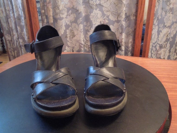 Dr. Martens Rochelle funky stacked sandals