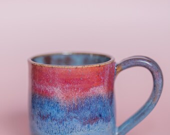 Taza de cerámica torneada