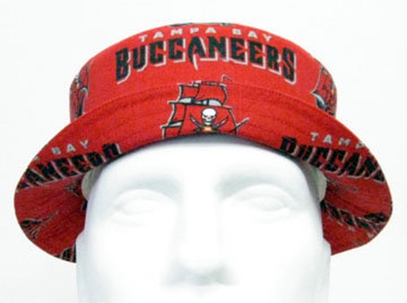 bucs bucket hat