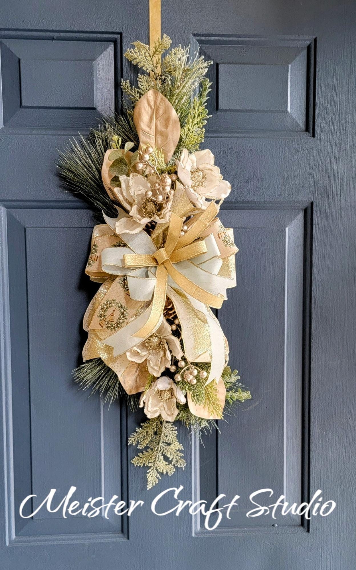 Winter Magnolia and Bay Leaves Lantern Swag