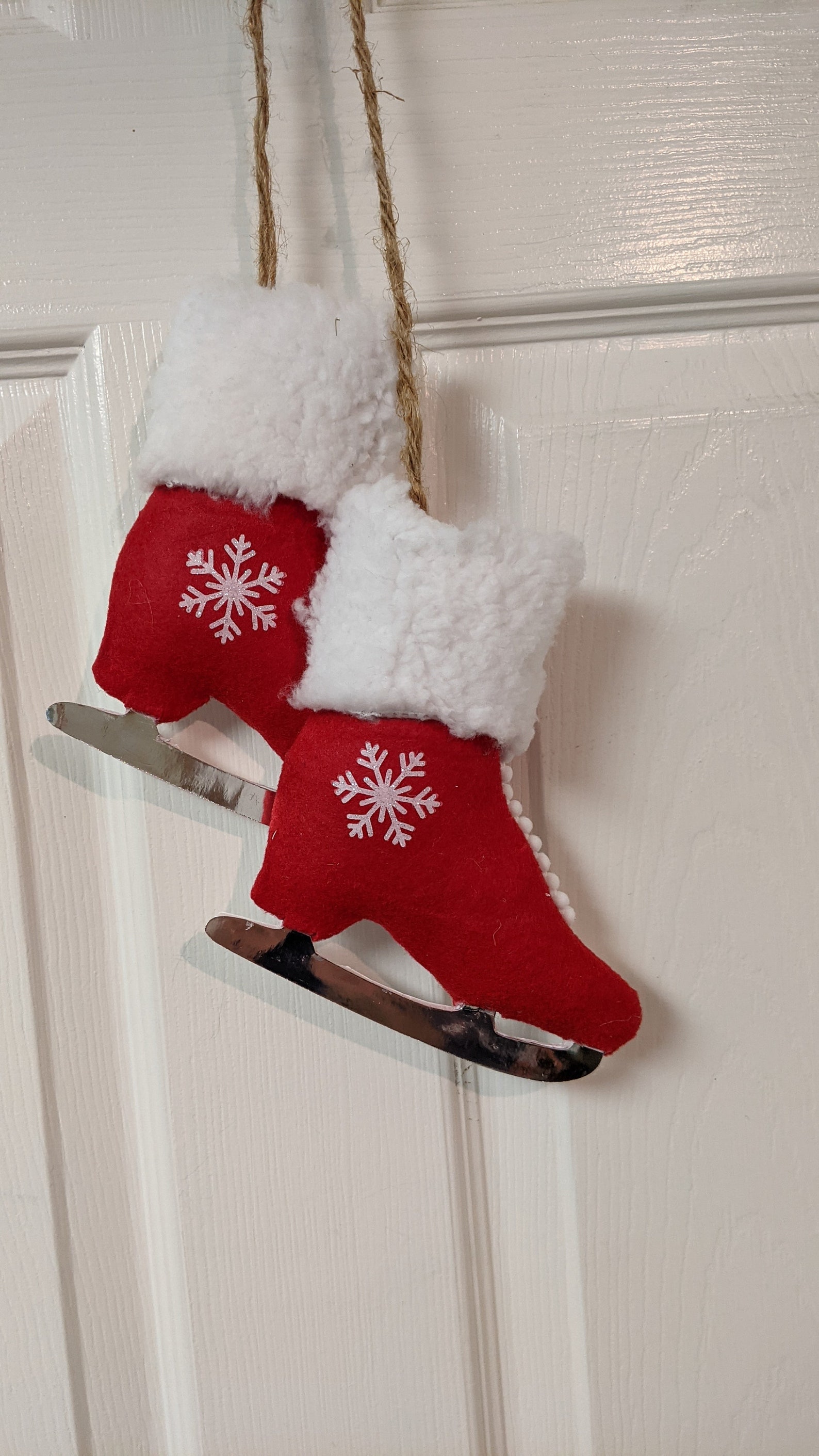 Ice Skate Wreath Attachment Small 67 Inch Foam Core Board Etsy