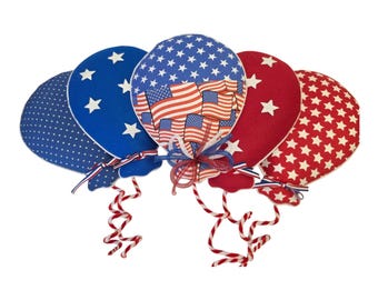 Patriotic Balloon Wreath Attachment, 4th of July Decor, Red White Blue Door Hanger Accent, Americana Centerpiece, Patriotic Balloon Party