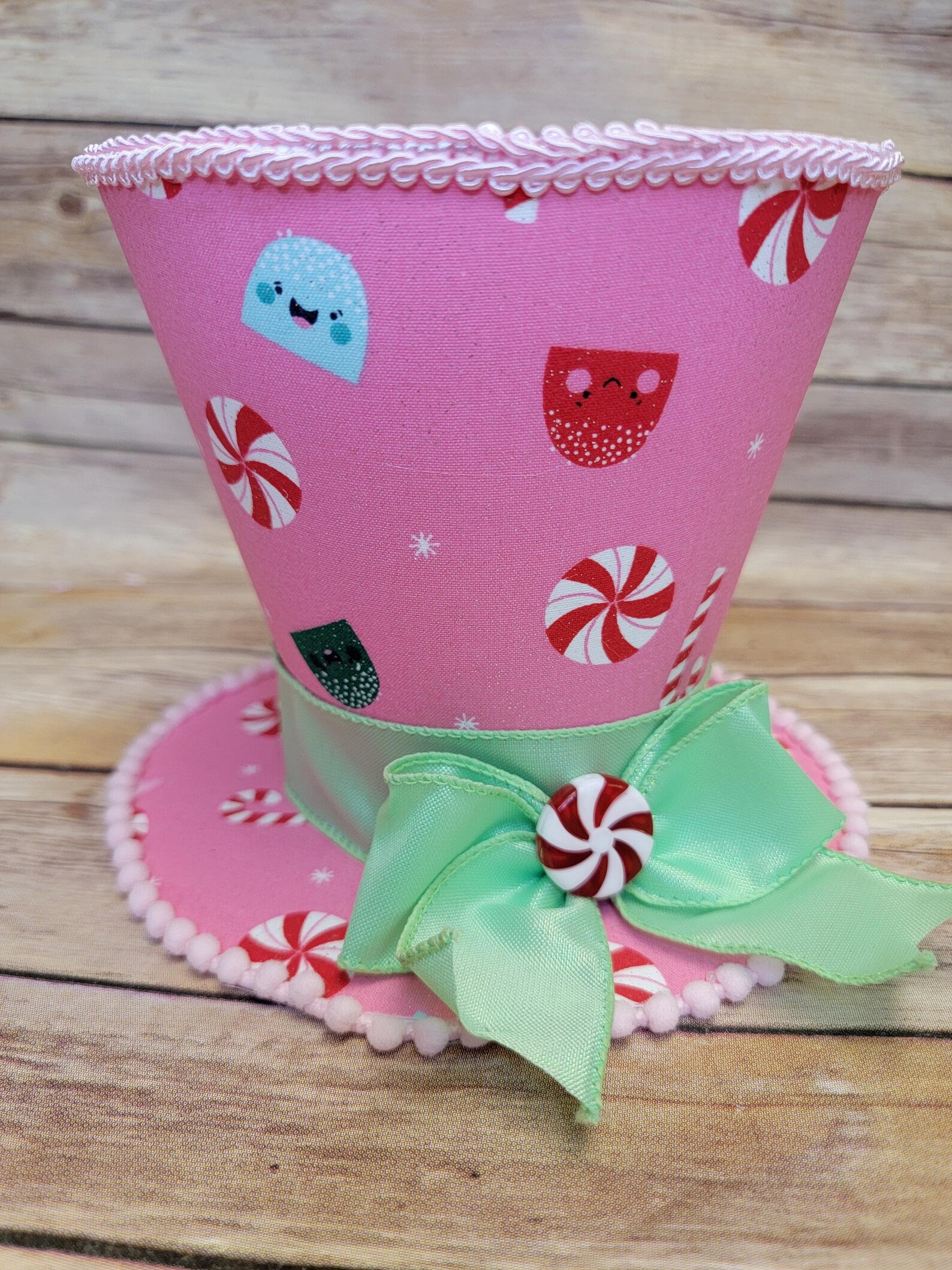 Top Hat in Pink for Christmas Candy Land