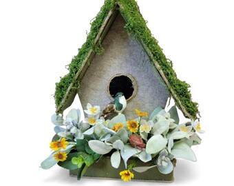 Spring Floral Tabletop Decor, 3D Faux Birdhouse Wreath Attachment Farmhouse Moss Birdhouse Door Hanger, Cottage Core Centerpiece