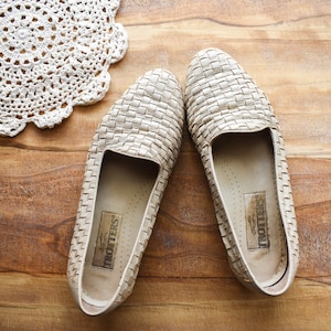 80s vintage woven leather loafers 7.5 | vintage woven leather slip ons 7 1/2