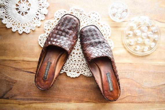 80s 90s woven leather mules 6.5 | vintage dark br