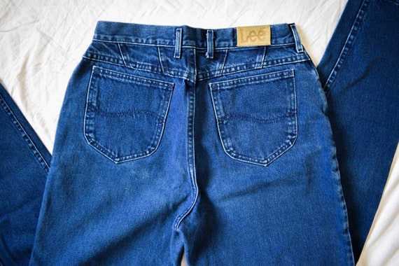 90s vintage indigo wash mom jeans | dark wash hig… - image 7