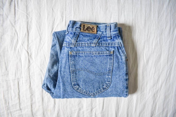 80s Lee Jeans 90s Lee High Rise Faded Jeans 90s Lees Faded Denim Medium Vintage Mom Jeans Ultra High Rise Jean 90s Denim