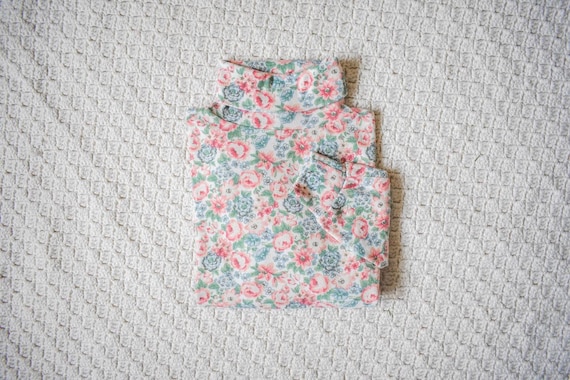 vibrant florals vintage boxy botanical turtleneck