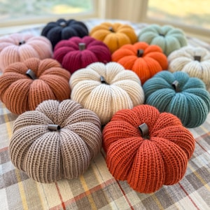 Large Farmhouse Pumpkins, Fall Harvest Home Decor, Rustic Yarn Pumpkin, Autumn Knit Table Decoration, Pumpkin Decor, Fall Tiered Tray Decor