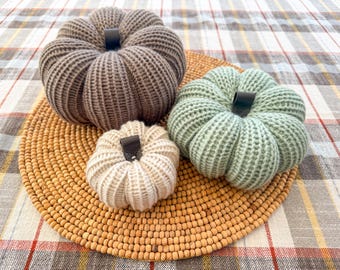 Farmhouse Pumpkin Set, Fall Harvest Home Decor, Rustic Yarn Pumpkin, Autumn Knit Table Decoration, Pumpkin Decor, Taupe, Sage, Linen