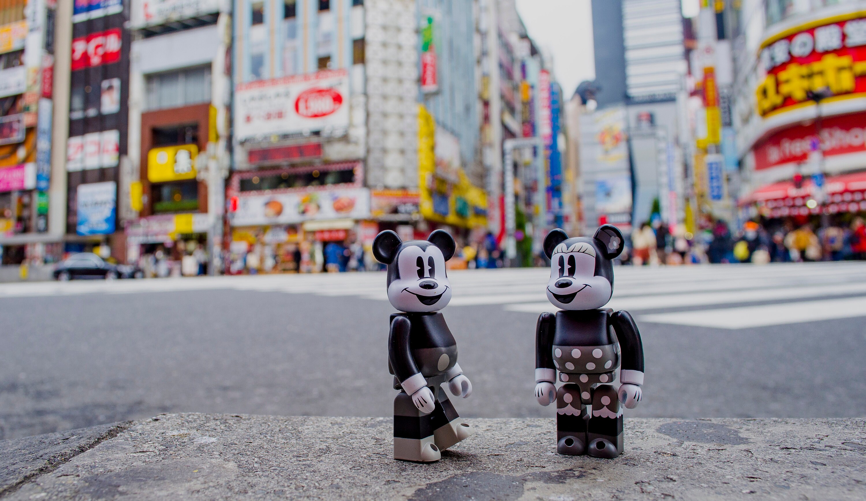 Mickey & Minnie in Tokyo Iii