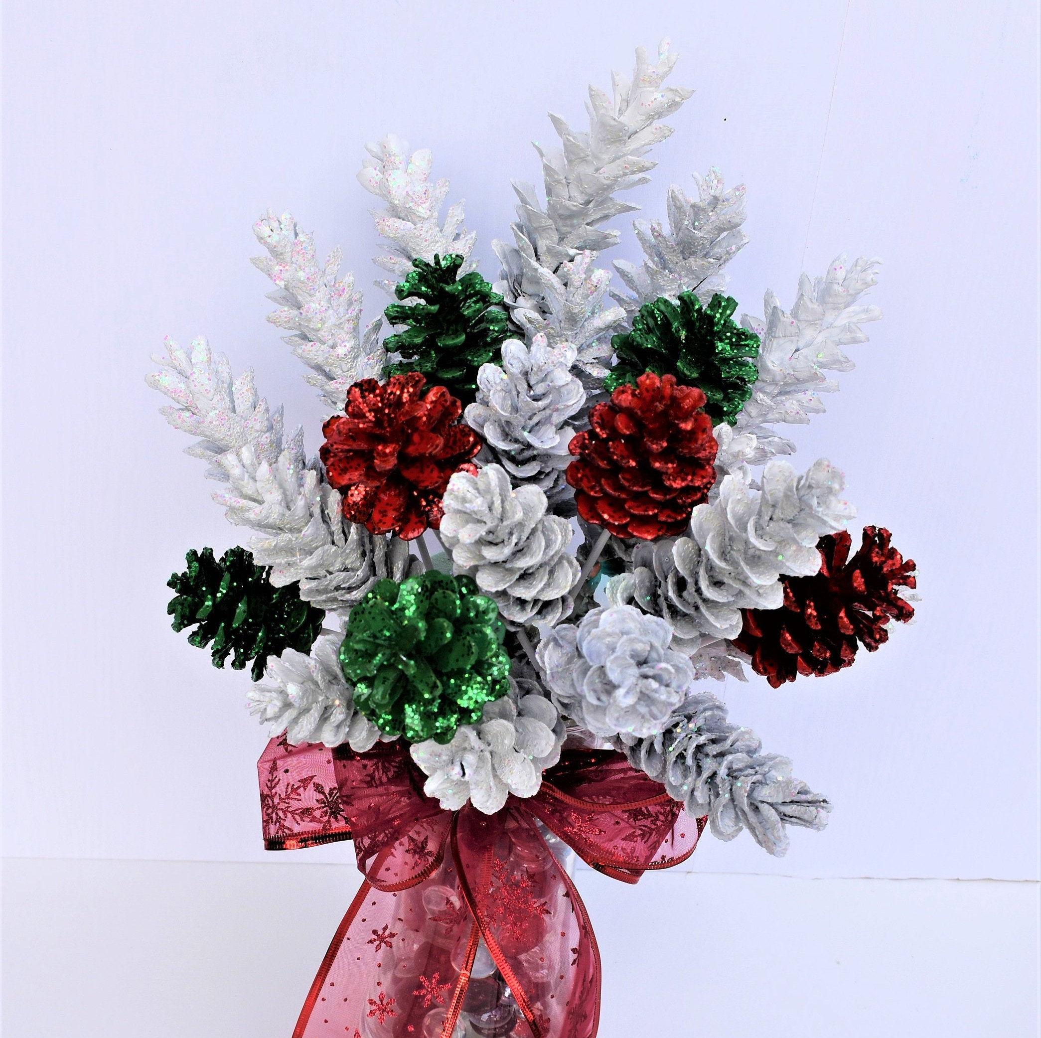 Pinecone Christmas Flowers/ ONE Dozen Holiday Glitter Pine Cone Flowers  (vase Not Included) - Etsy, image size:2089x2083