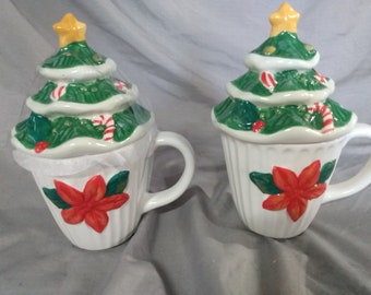 Pair Of Large Christmas Mugs With Lids New Great Gift Idea 12 oz Capacity
