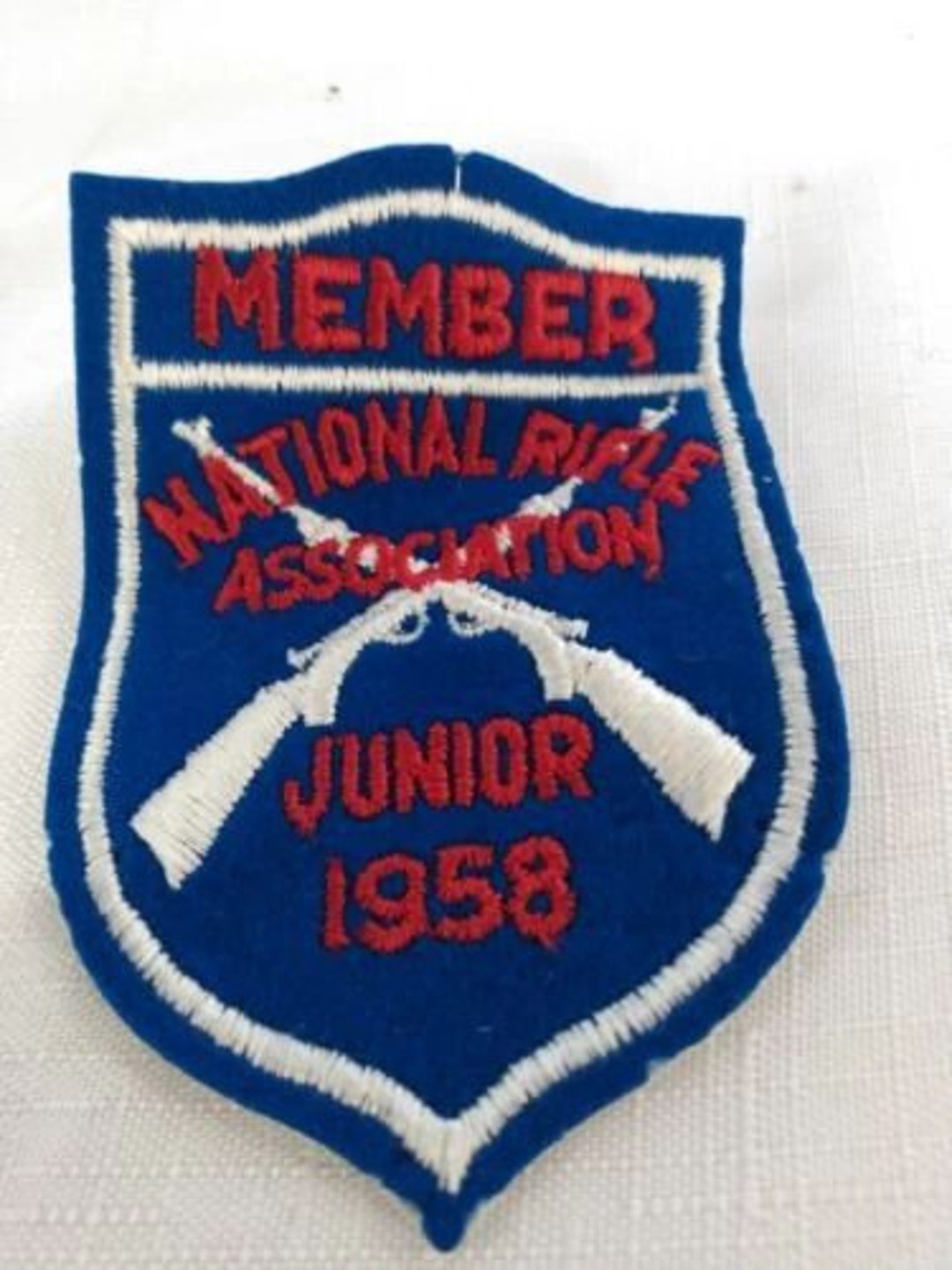 Vintage 1958 NRA Junior Member Blue Shield Cross Rifle Wool Felt Patch ...