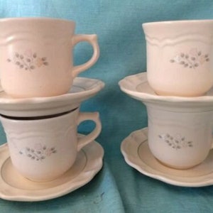 Vintage PFALTZGRAFF REMEMBRANCE Set of 4 Coffee Tea Cups & Saucers c.1984