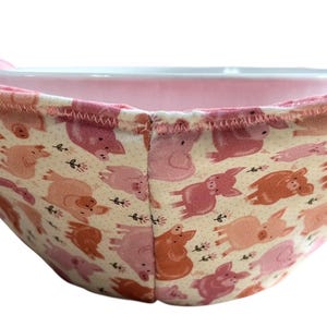 Pig Bowl Cozy Reversible Microwave Bowl Holder, 100% Cotton Hot Pad. Reusable Farm Animal Kitchen Gift, Cute Pig Cozy. Home, work or Dorms.