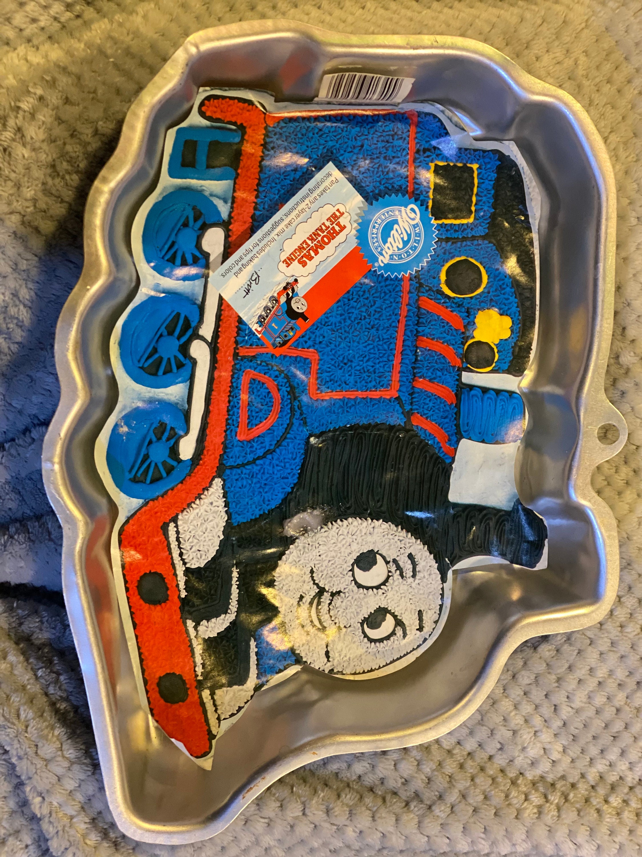 Thomas the Tank Engine Train Wilton Cake Pan 1994 Pre-Owned