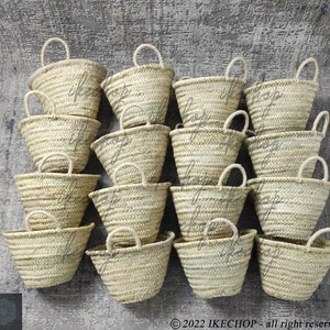 50% Off NATURAL STRAW BASKET, small rose basket, Gift straw basket, Empty Strawbaskets, Handwoven from palm leafs