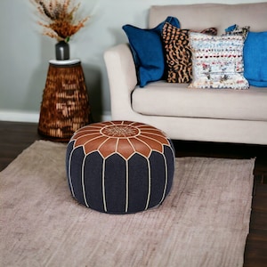 Lederen Ottomaanse poef, voetenbank in Marokkaanse stijl, handgemaakte lederen poef, Boho Decor