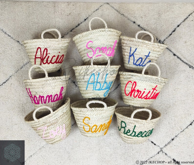 50% Rabatt PERSONALIZED BASKET, Brautdusche Taschen, kundenspezifische Strohtaschen, kundenspezifische Strandtasche, Strohtasche, gestickte Taschen Bild 3