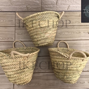 50% Off NATURAL STRAW BASKET, small rose basket, Gift straw basket, Empty Strawbaskets, Handwoven from palm leafs