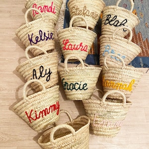 Personalisierte Junggesellinnenabschied Geschenktasche Brautjungfer Tasche Bachelorette Geschenktasche mit Namen Große Strandtasche Individuelle Geschenktasche Strand
