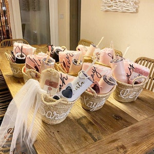 50% Rabatt PERSONALIZED BASKET, Brautdusche Taschen, kundenspezifische Strohtaschen, kundenspezifische Strandtasche, Strohtasche, gestickte Taschen