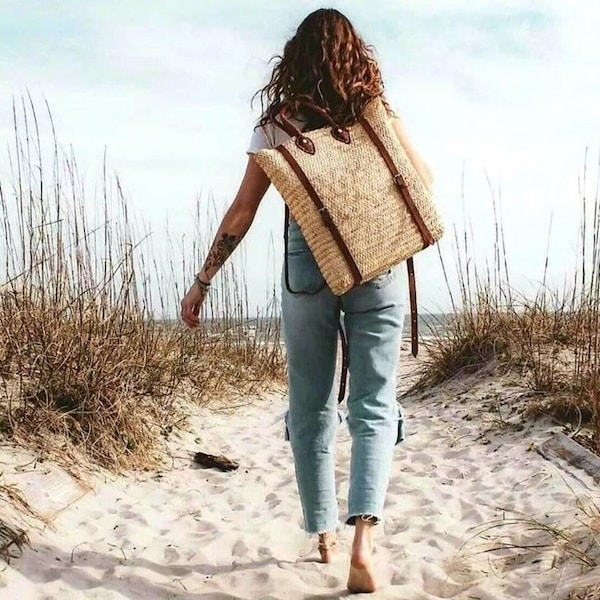 50 % KORTING Straw Beach tas met leren riem - Stro rugzak - Hipster rugzak - boho rugzak