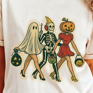 Vintage Halloween Pin-Up Girls T-Shirt: Retro Spooky Costume Tee