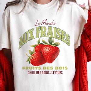 Retro Strawberry Market Graphic Tee, French Fruit Foodie T-Shirt, Vintage Farmers Market Style Top