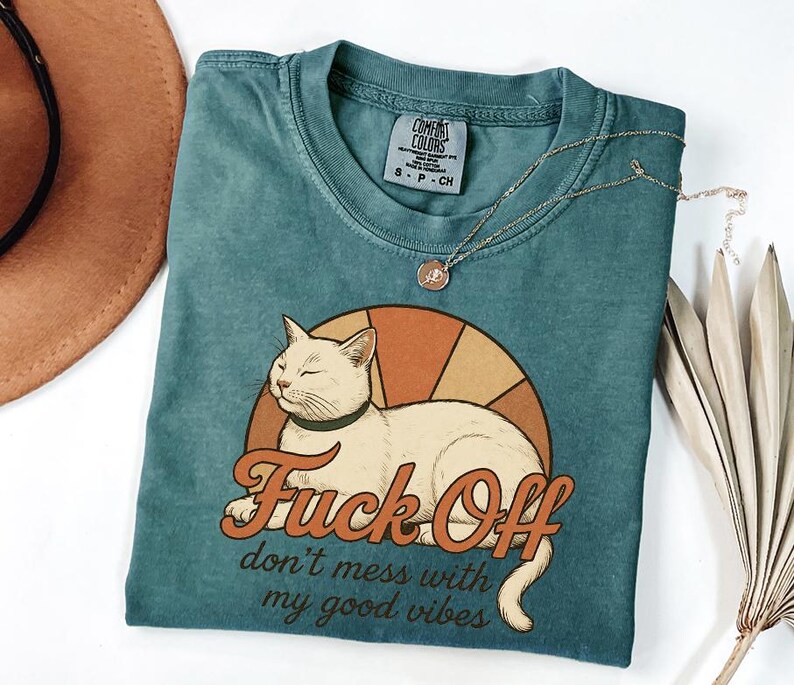 Vintage katt T-shirt, rolig sarkastisk grafisk t-shirt, bra vibbar unisex komfortfärger skjorta bild 14