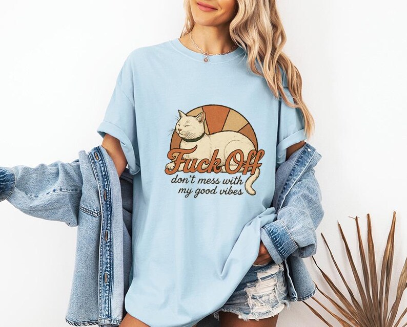 Vintage katt T-shirt, rolig sarkastisk grafisk t-shirt, bra vibbar unisex komfortfärger skjorta bild 17