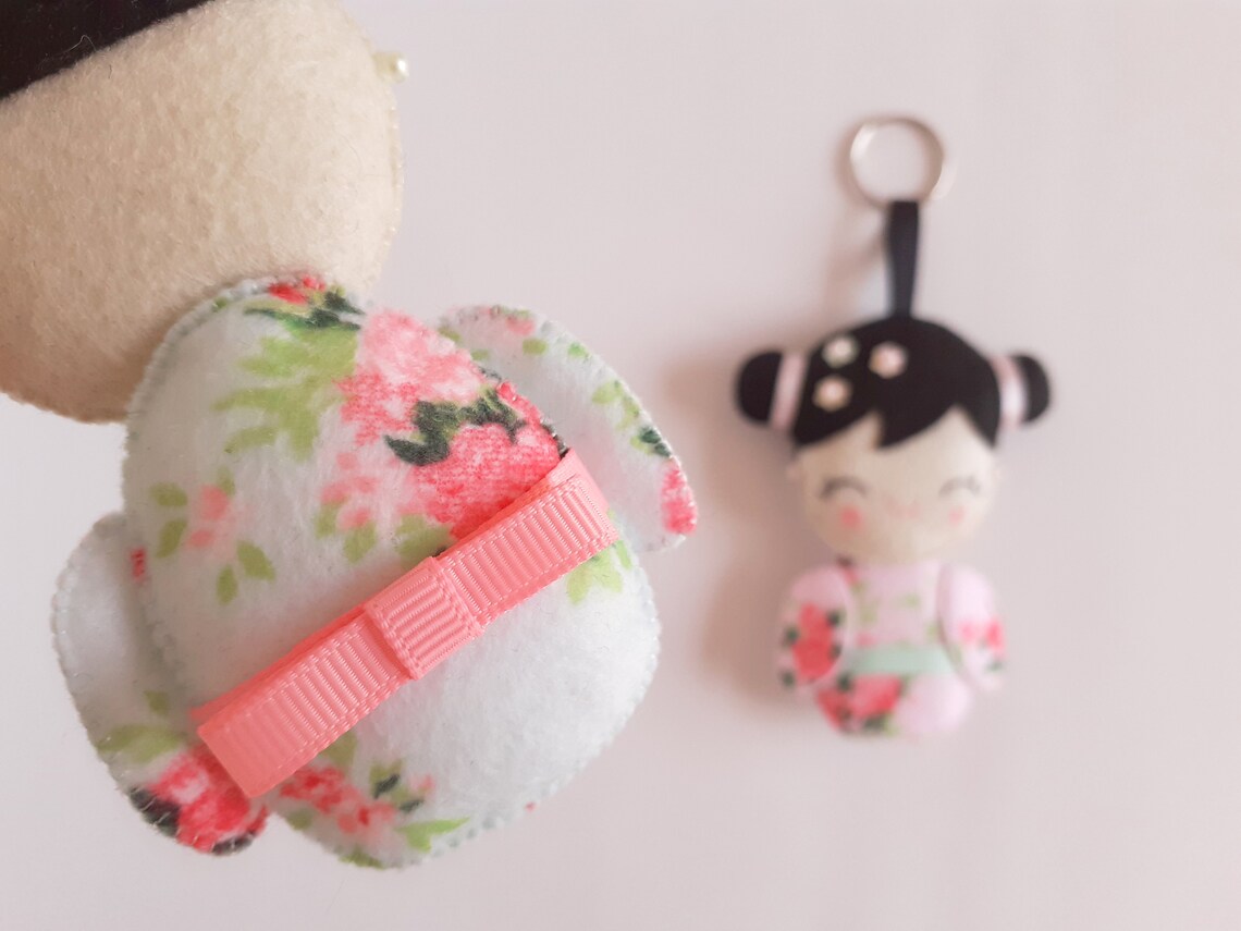 Kokeshi doll Keychain Japanese doll keychain Felt Kokeshi Etsy