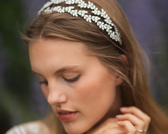 Bridal Hairpiece “Lily” | Wedding accessories| Bridal hair comb| Wedding jewellery | Headband | Wedding Accessory | Hairpins