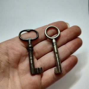 Set di chiavi vintage, chiave da collezione, chiave pendente in metallo