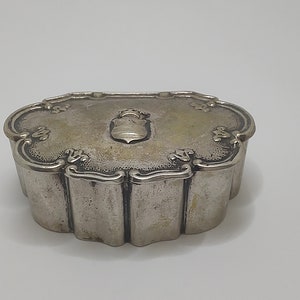 Antique Italian 800 Silver Trinket Box: Floral Pill Box