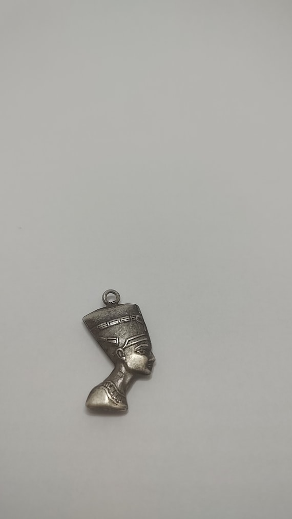 Vintage Sterling silver Nefertiti head pendant,Vi… - image 2