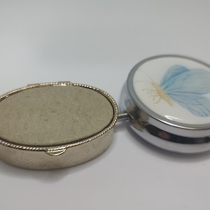 2 vintage pill box,metal tiny box