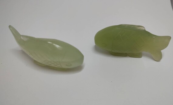 u*t様 ☆送料無料☆ 翡翠の植物と魚の彫刻 ヴィンテージ彫刻翡翠魚セット：風水オーナメント - Etsy 日本