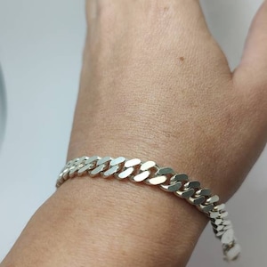 Signed  heavy sterling silver unisex chain bracelet